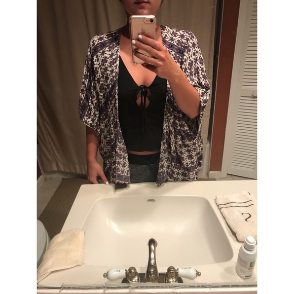 Kimono - Picture 2 of 3